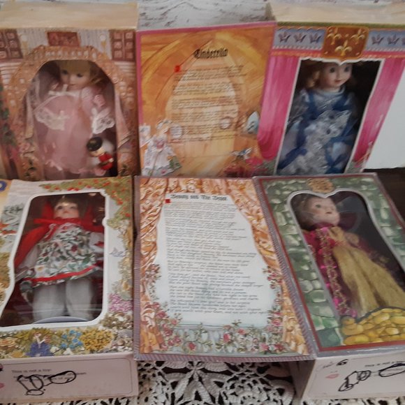 4 - Vintage 1996 Marie Osmond - Story Book Dolls on Metal Stands - Picture 3 of 13